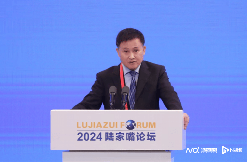 央行行长潘功胜解读中国货币政策立场，规范市场“挤水分”