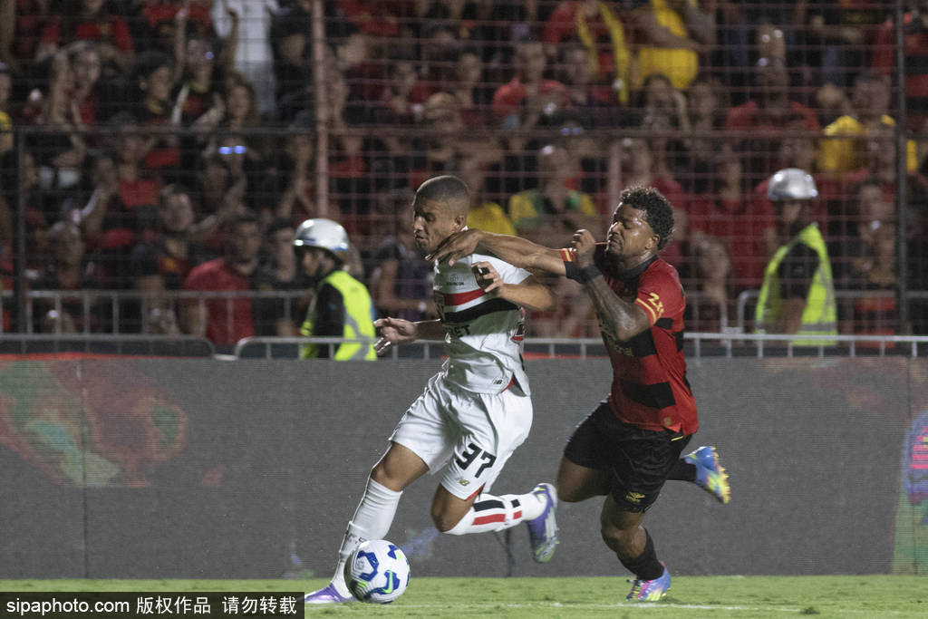 4-0!河南击退大连不可怕,可怕的是拉莫斯赛后那番话,振奋人心