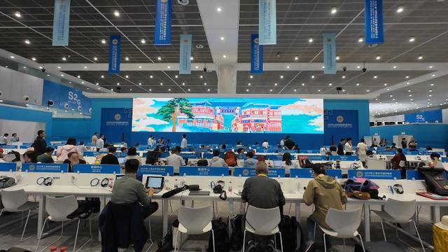 上合天津峰会22米巨幅壁画火出圈,这些中外元素你认出几个?