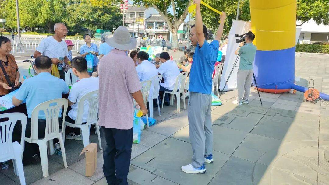 市区联动,2025年全民健康生活方式日宣传顺利开展