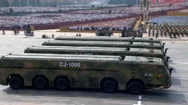 100式坦克?红旗-29?东风-61?九三阅兵都有哪些亮点?