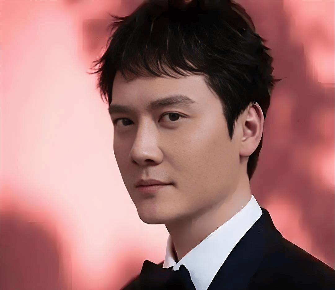 考古|冯绍峰否认与景甜闪婚,曾和赵丽颖倪妮相恋和杨幂传出绯闻,他和85花之间的羁绊还挺深