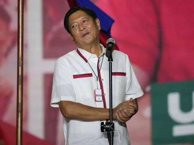 已经顾不上南海了!菲律宾国内局势大乱?马科斯担心重蹈其父覆辙,菲全军进入“红色警戒”