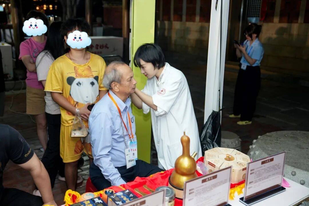 当“岐黄”遇上“市集”,这场城市养生派对玩出健康新花young!
