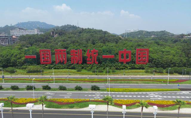 郑丽文表态“很大胆”，对局势认识很清晰，洪秀柱提统一建议