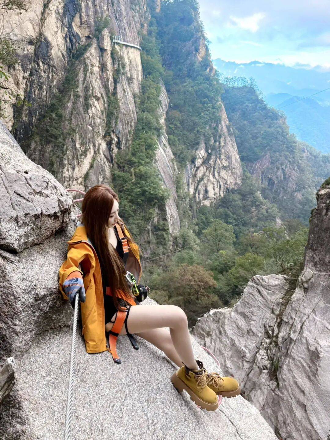 天花板发力了!快看巅峰的洛阳白云山秋景!