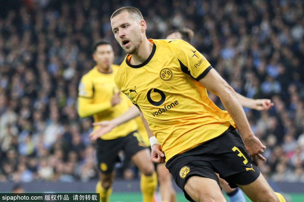 欧冠-哈兰德破门福登梅开二度 曼城4-1多特蒙德迎3连胜